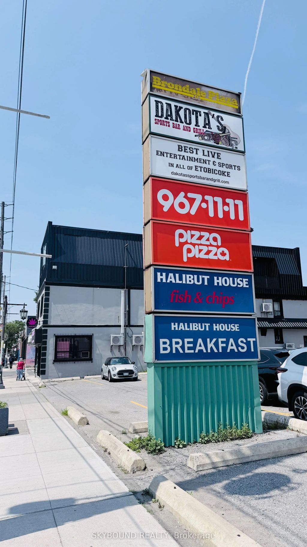 2814 Lakeshore Boulevard W 2, Toronto W06