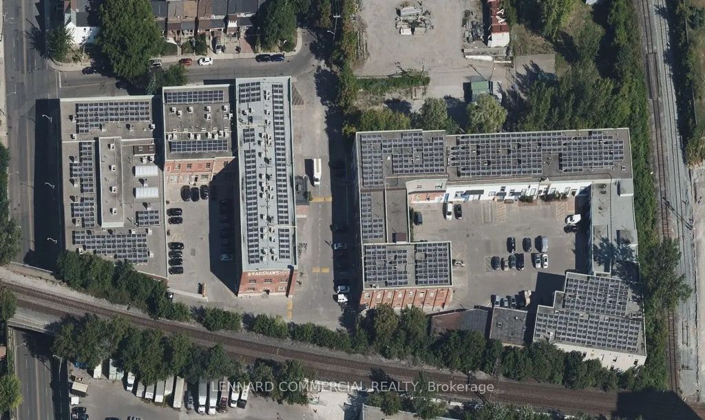 1 Wiltshire Avenue 213, Toronto W03