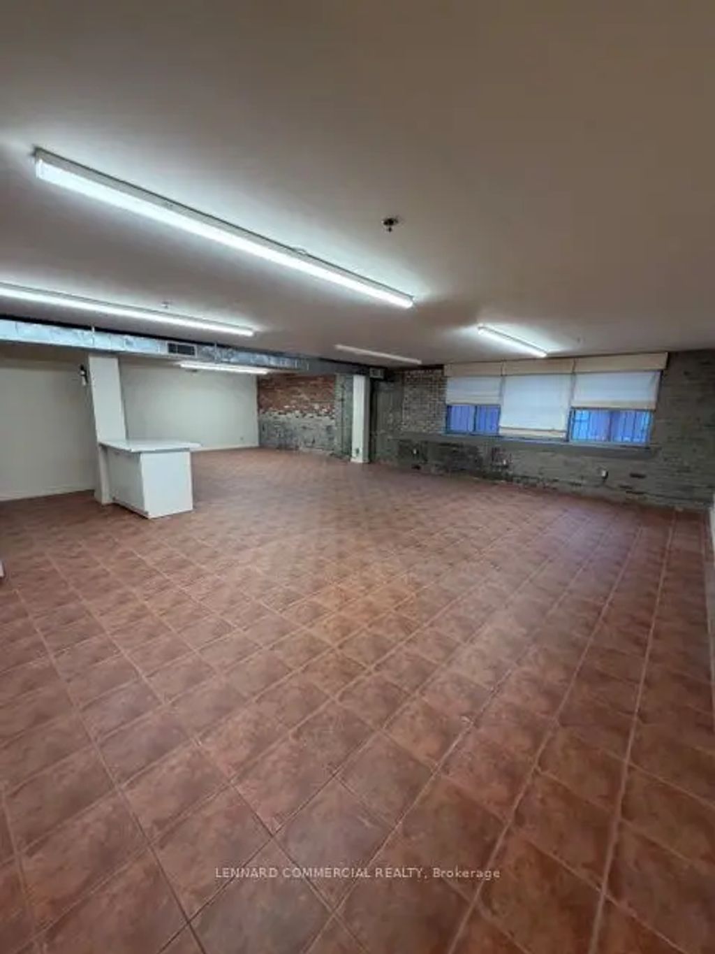 5 Adrian Avenue 114, Toronto W03