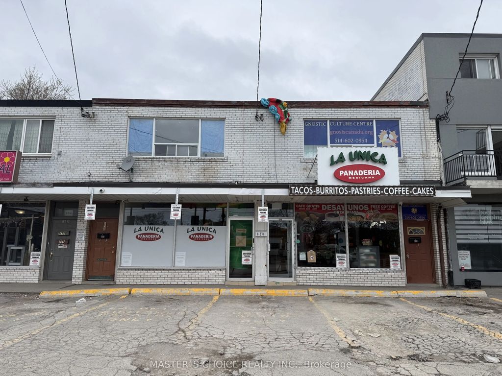 848-850 Wilson Avenue, Toronto W05