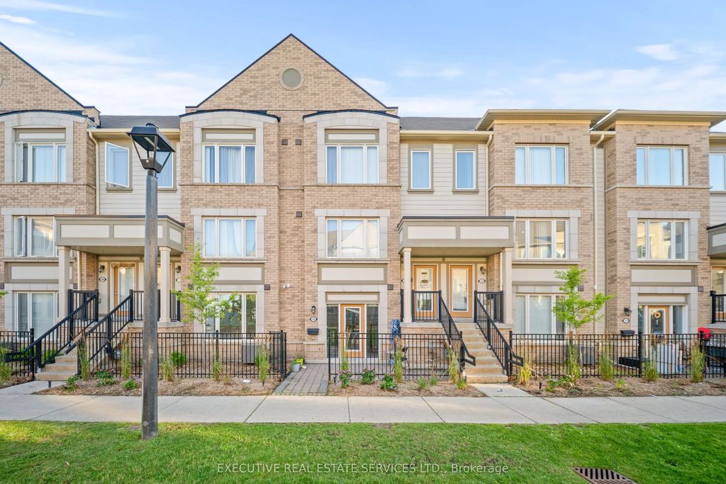 1 Beckenrose Court 144, Brampton