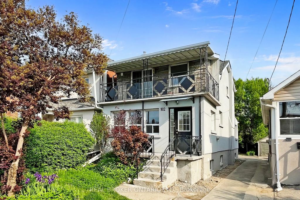 102 Bowie Avenue Main, Toronto W04