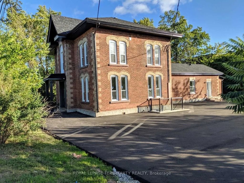 44 Main Street N 6, Halton Hills