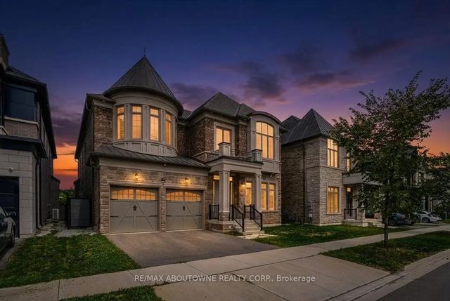 2359 Saw Whet Boulevard, Oakville