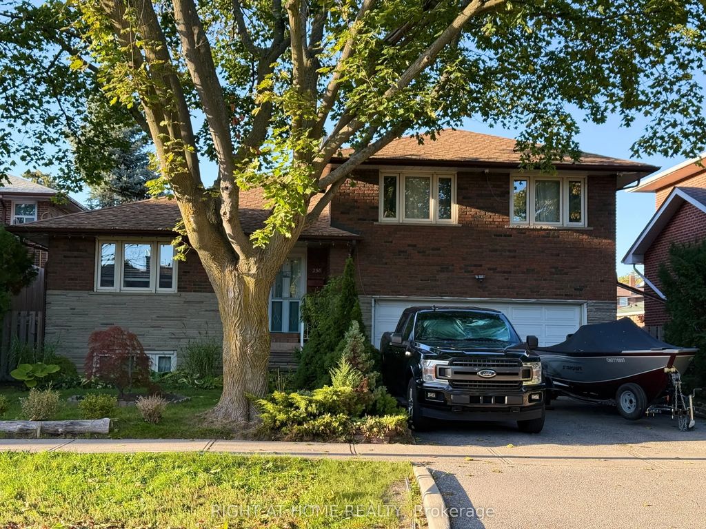 258 La Rose Avenue, Toronto W09