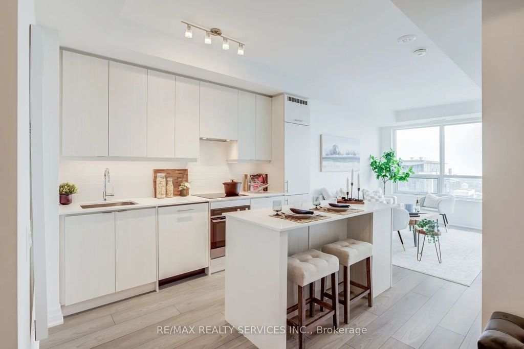 36 Elm Drive 3507, Mississauga