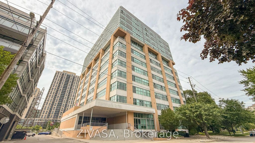 2 Fieldway Road 218, Toronto W08