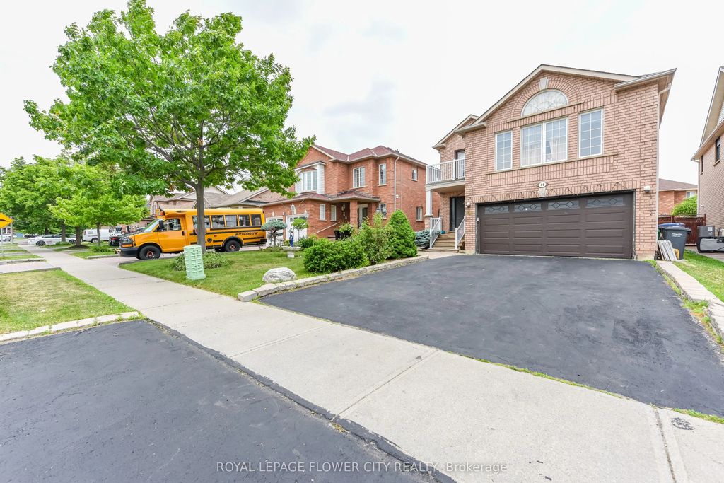 46 Pertosa Drive, Brampton
