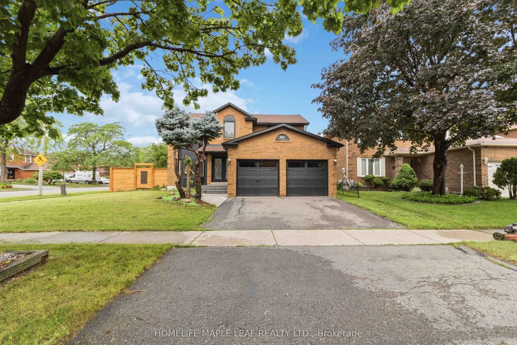 90 Burgby Avenue, Brampton