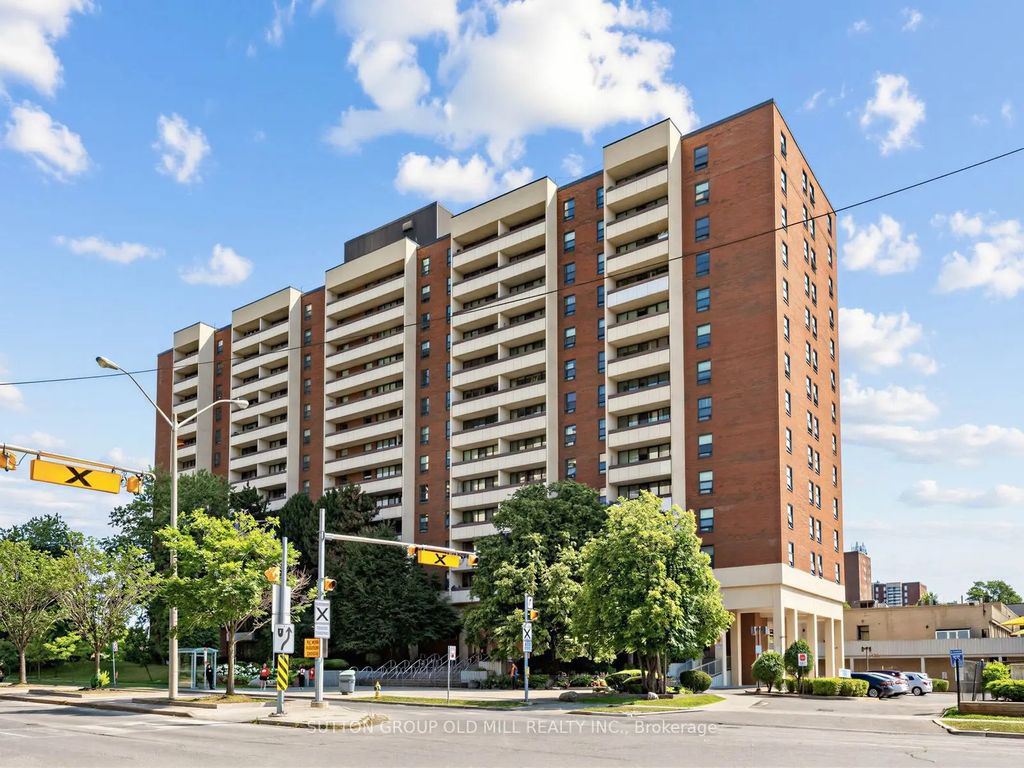 455 Sentinel Road 1001, Toronto W05