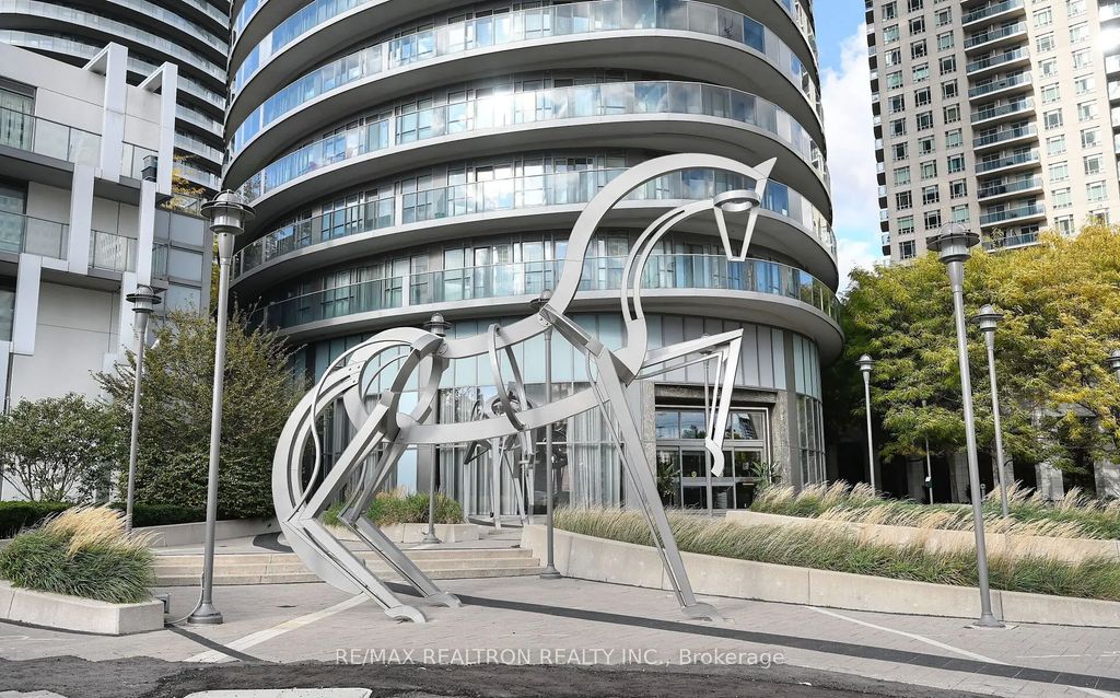 60 Absolute Avenue 1502, Mississauga