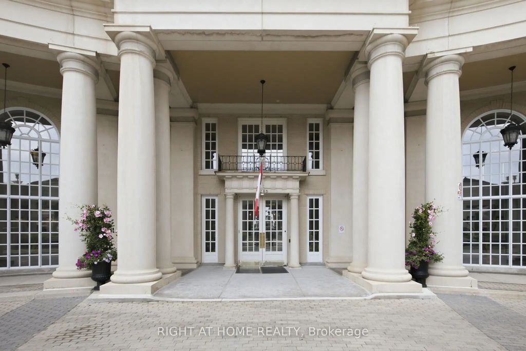 2285 Lake Shore Boulevard W 312, Toronto W06