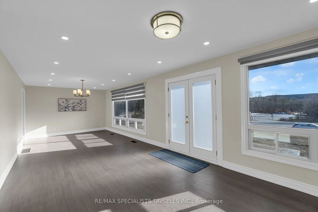16045 Hurontario Street, Caledon
