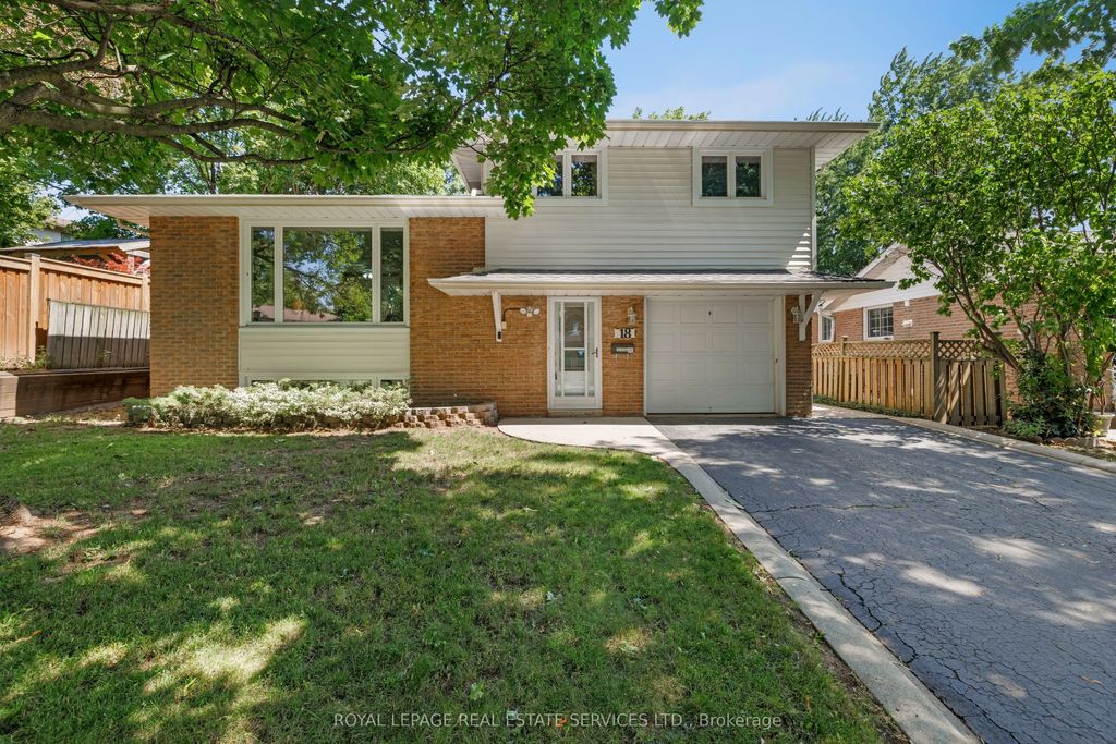 18 Osborne Crescent, Oakville