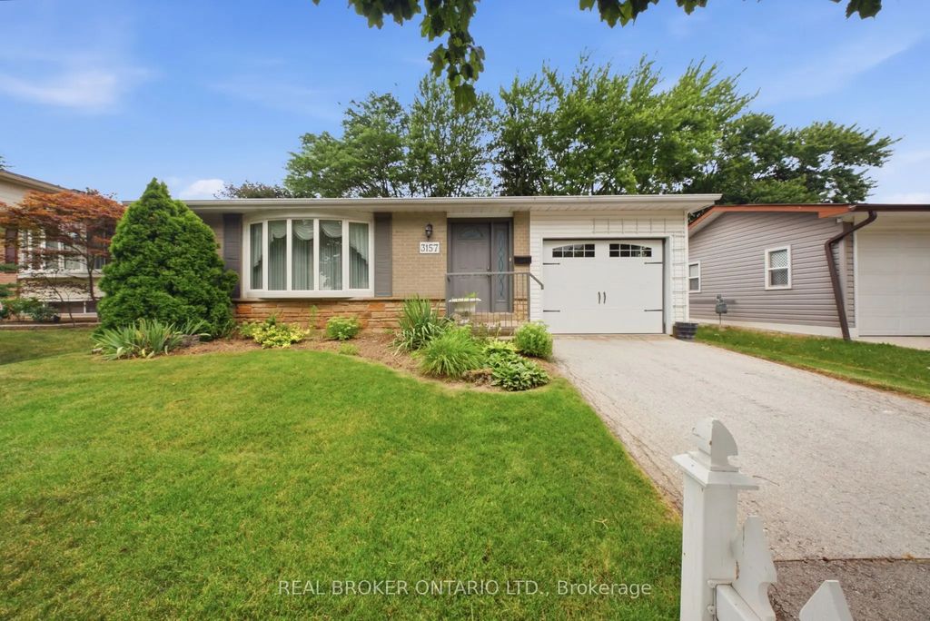 3157 Palmer Drive, Burlington