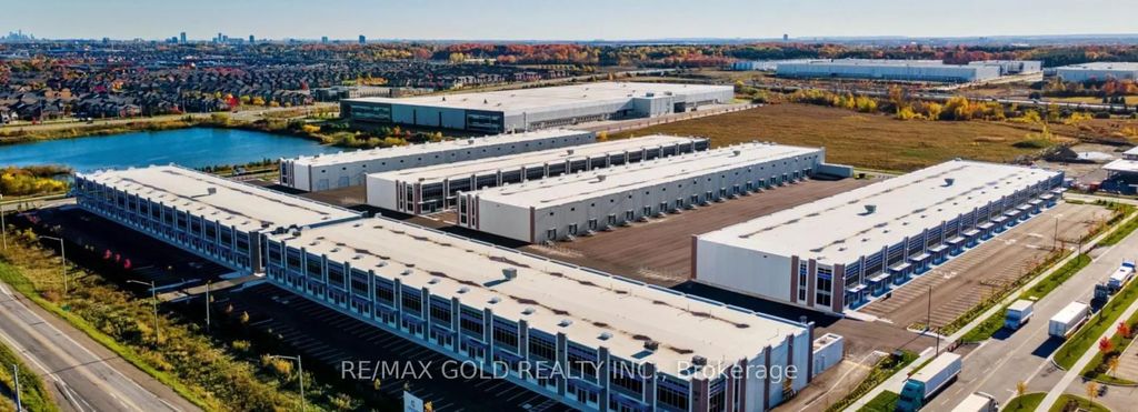 95 Inspire Boulevard D18, Brampton