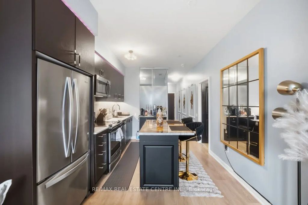8 Nahani Way 304 Way, Mississauga
