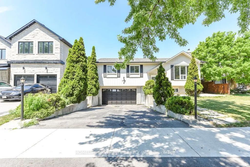 3315 Dwiggin Avenue, Mississauga