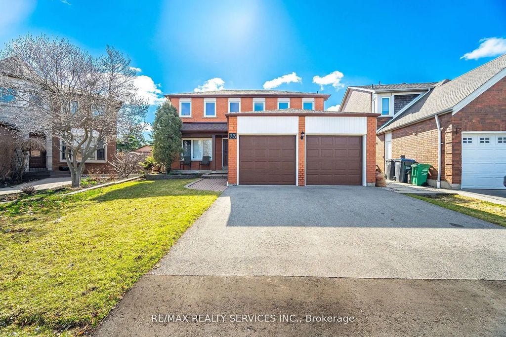 23 Newbury Crescent, Brampton