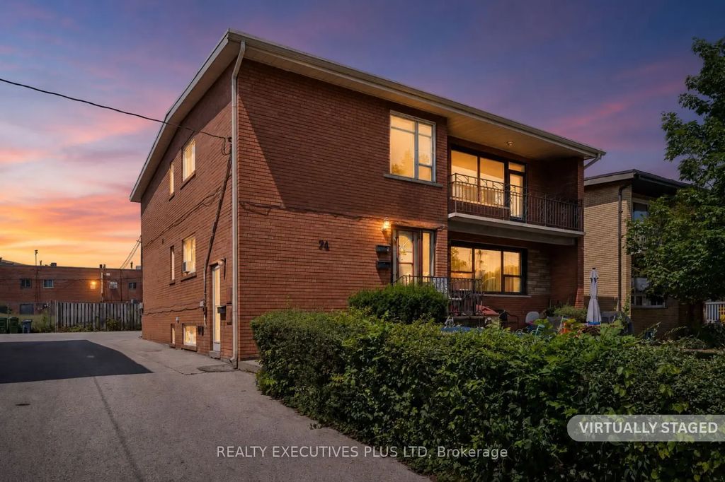 74 Calstock Drive, Toronto W10