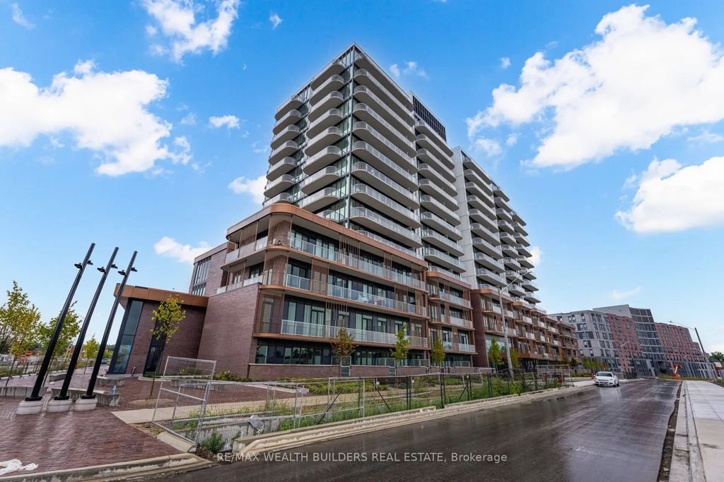 220 Missinnihe Way 714, Mississauga