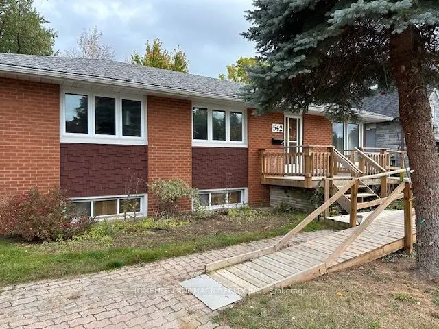 542 Wingrove Crescent, Oakville