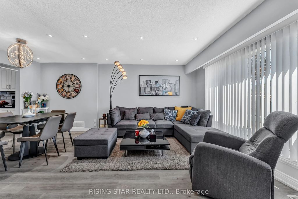 7440 Goreway Drive 2, Mississauga