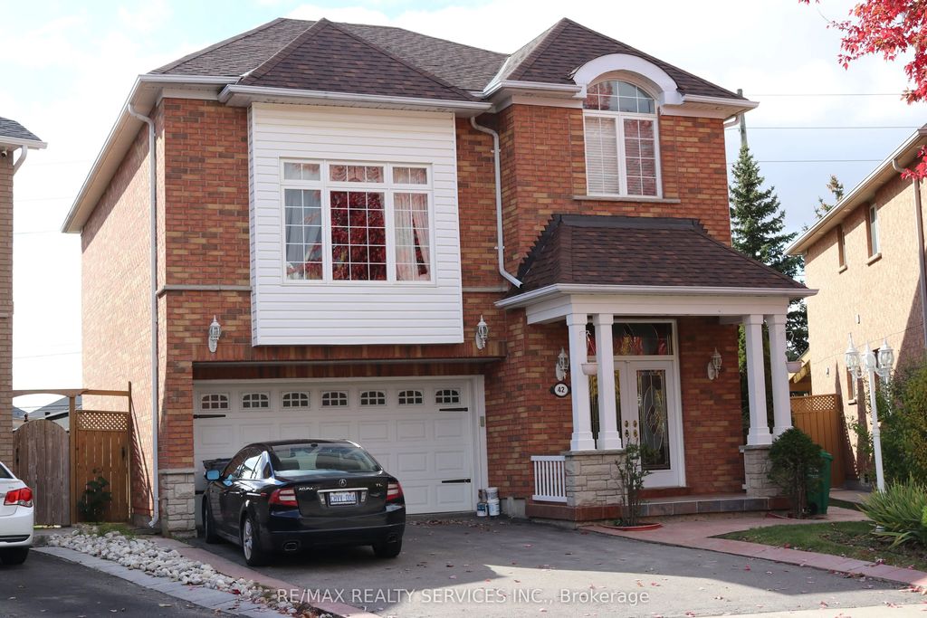 42 Brambirch Crescent, Brampton
