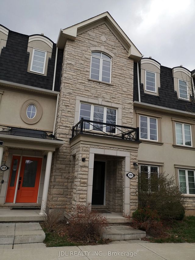 290 Ellen Davidson Drive, Oakville