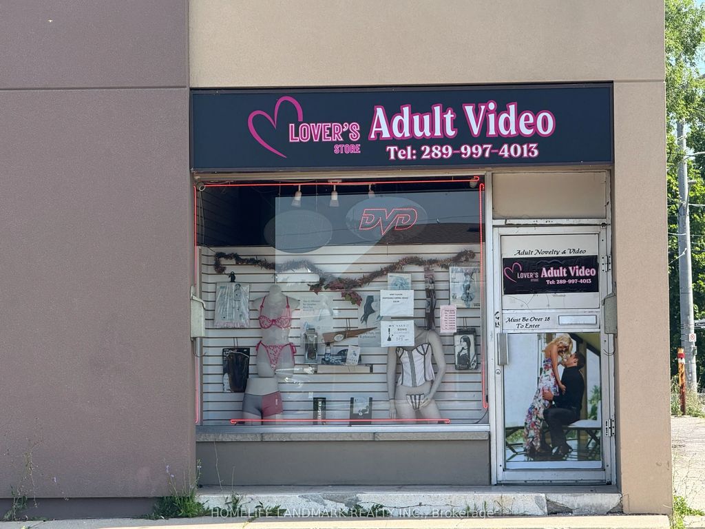 141 Queen Street S, Mississauga
