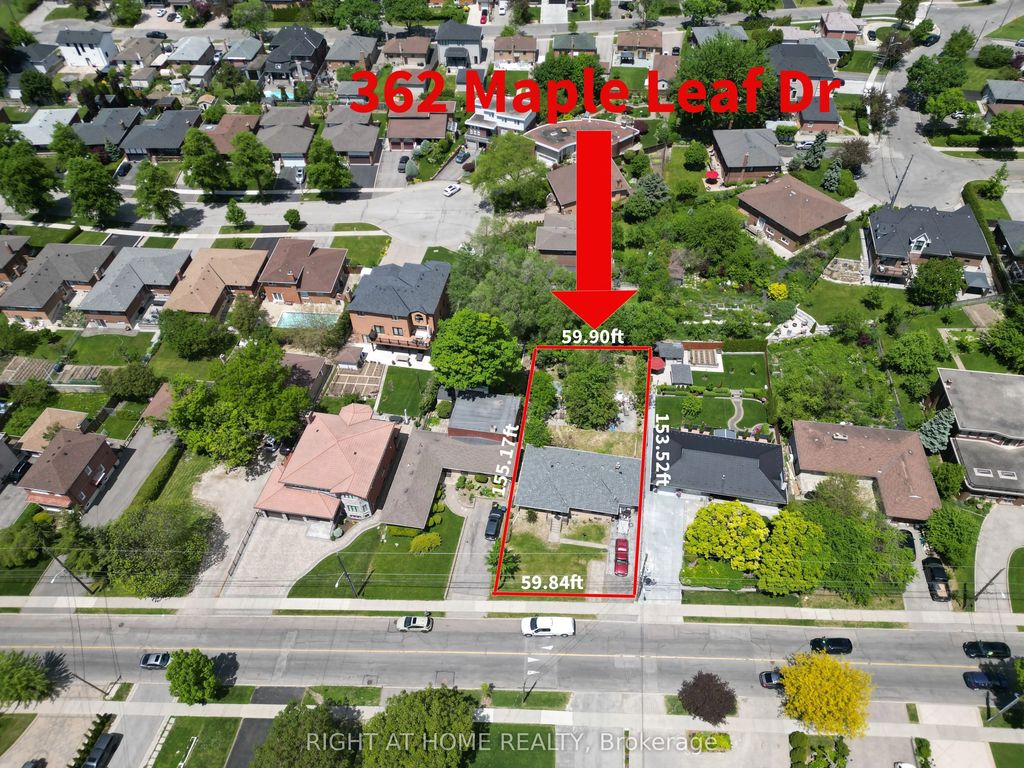 362 Maple Leaf Drive, Toronto W04