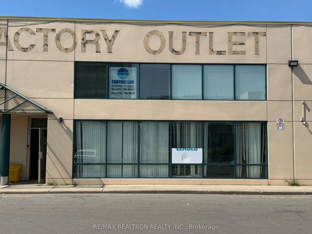 1270 Finch Avenue W 3, Toronto W05