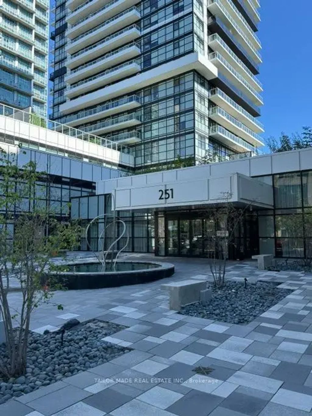 251 Manitoba Street 312, Toronto W06