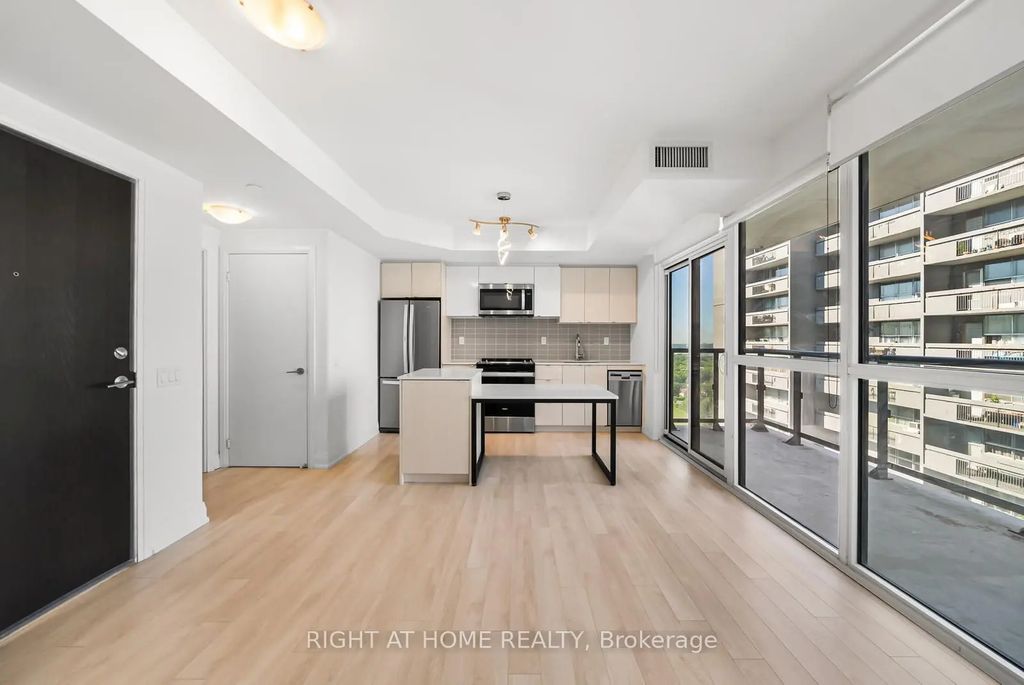 1461 Lawrence Avenue W 1511, Toronto W04