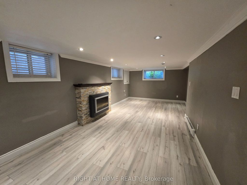 46 Haverson Boulevard Basement, Toronto W03