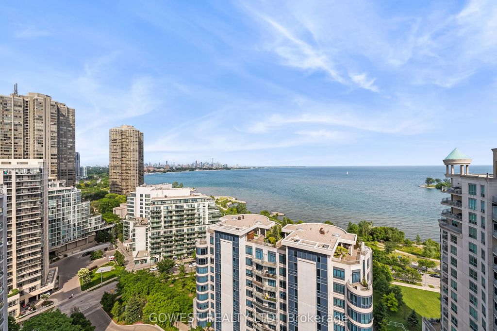 2095 Lake Shore Boulevard W 318, Toronto W06