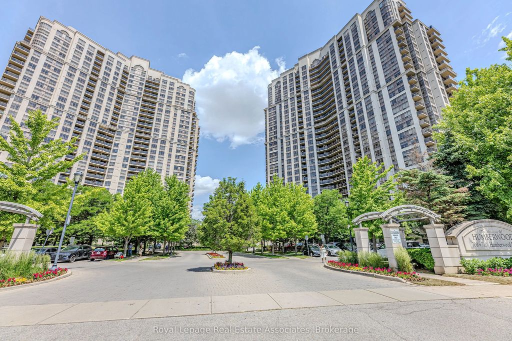 700 Humberwood Boulevard 128, Toronto W10