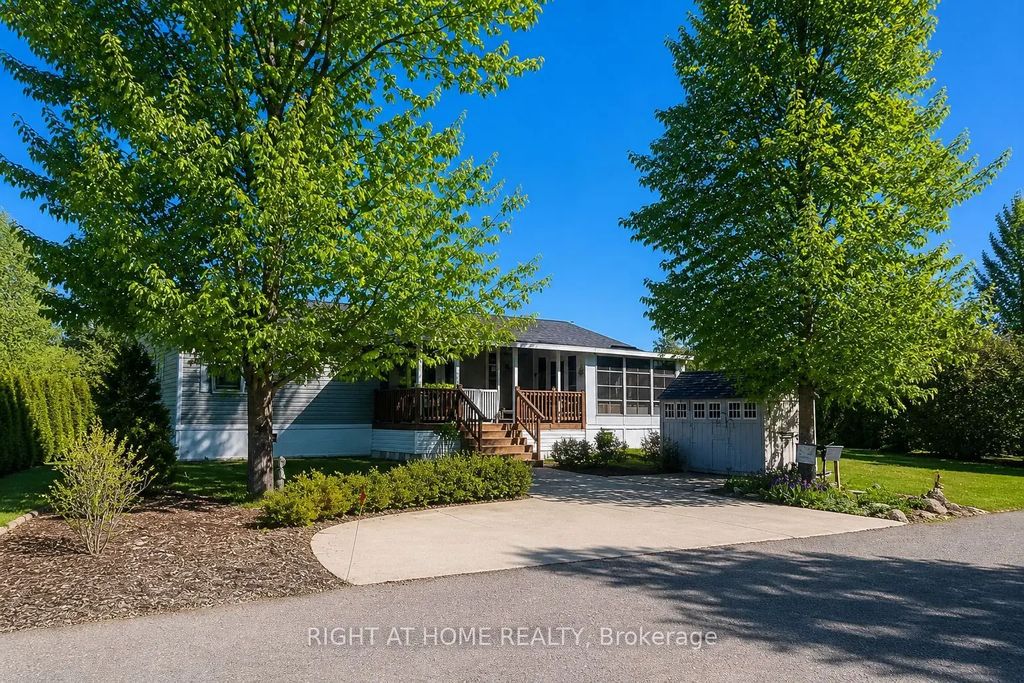 4449 Milburough Line 5 Beech Street, Burlington