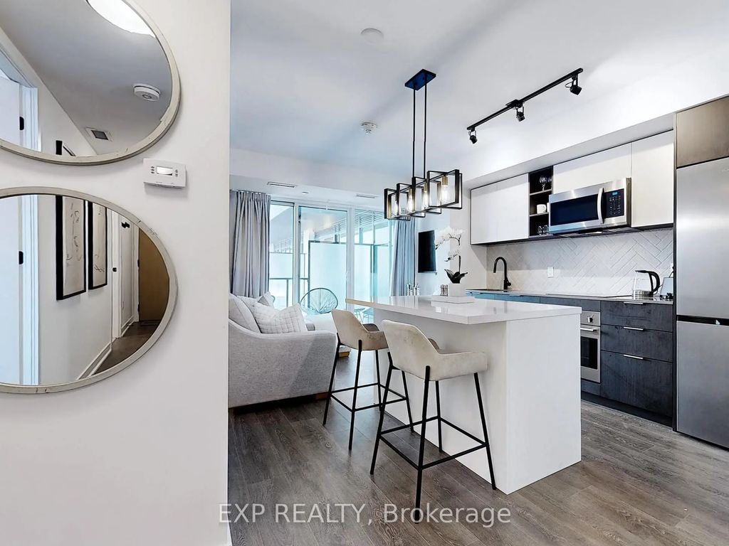36 Zorra Street 330, Toronto W08