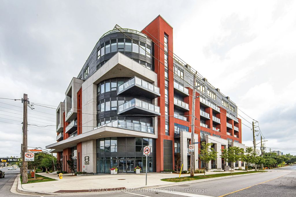 2433 Dufferin Street 112, Toronto W04