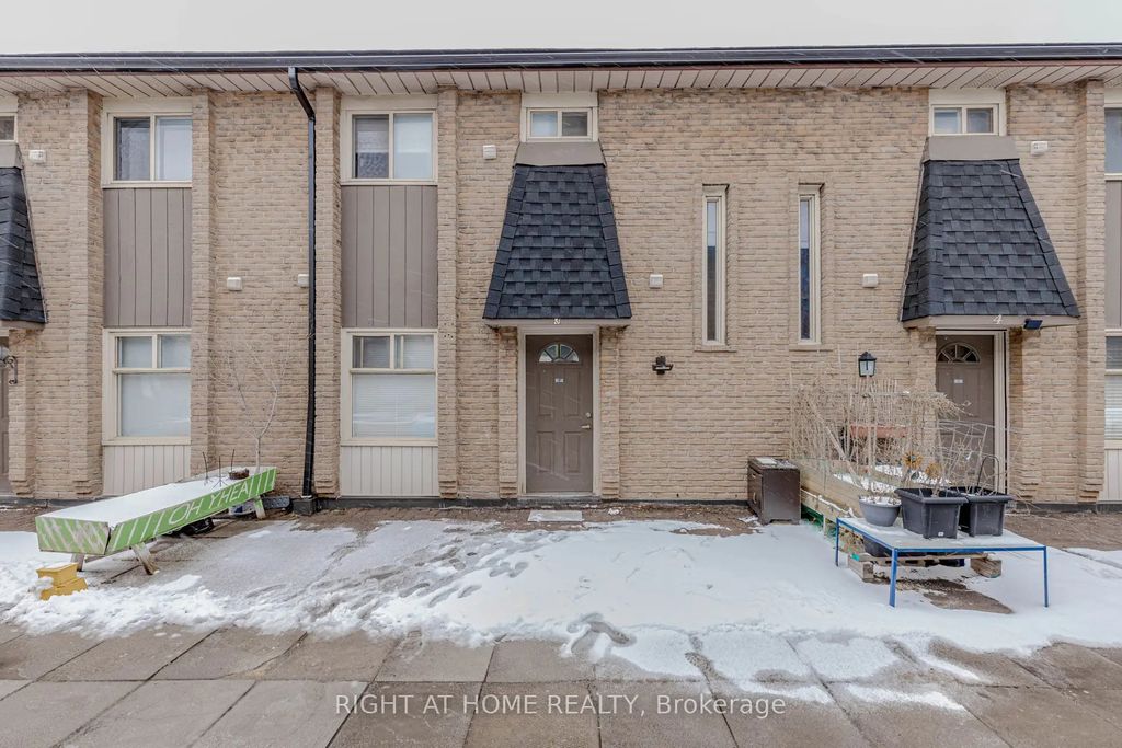 40 Rexdale Boulevard 3, Toronto W10