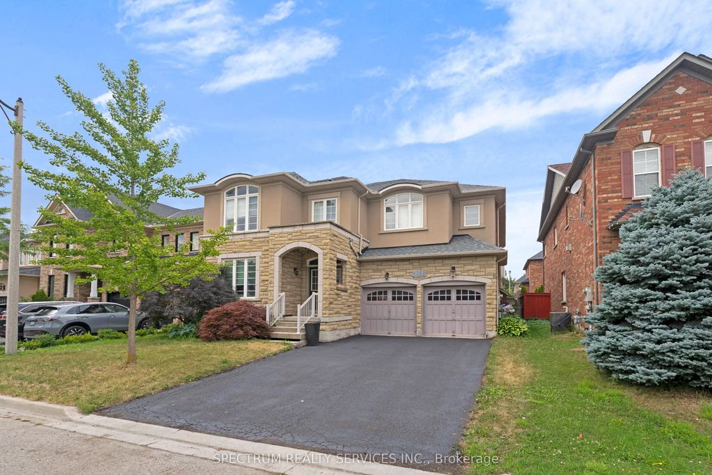 24 Aristocrat Road, Brampton
