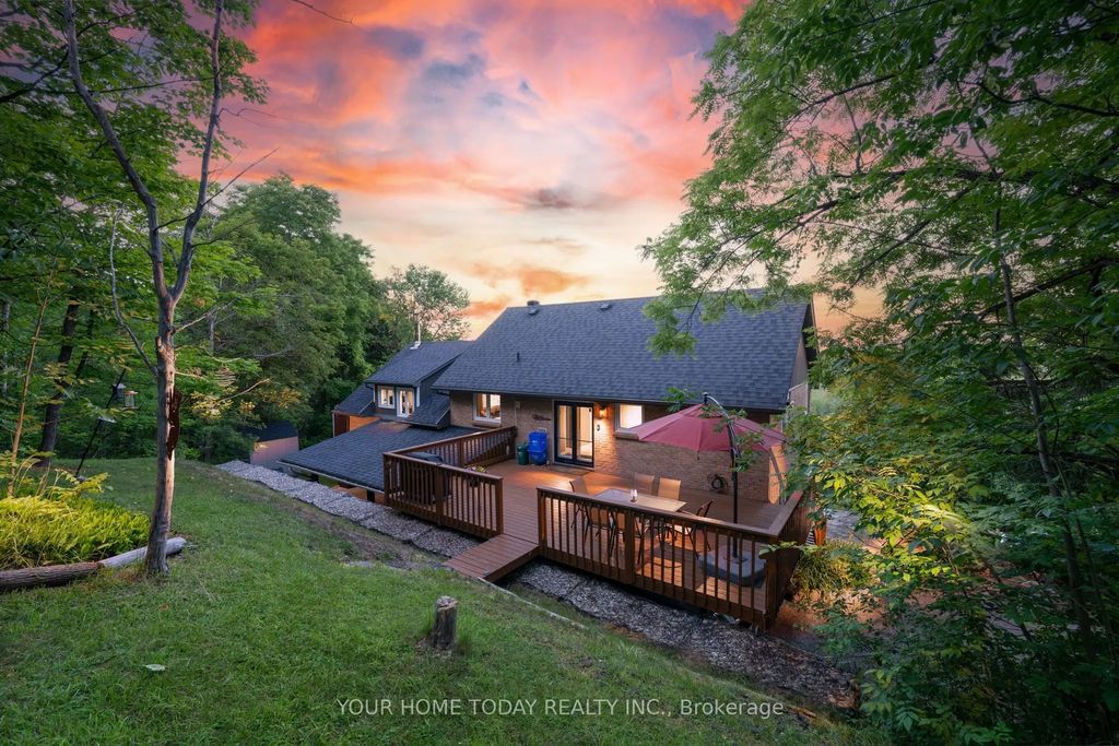 15585 Clayhill Road, Halton Hills