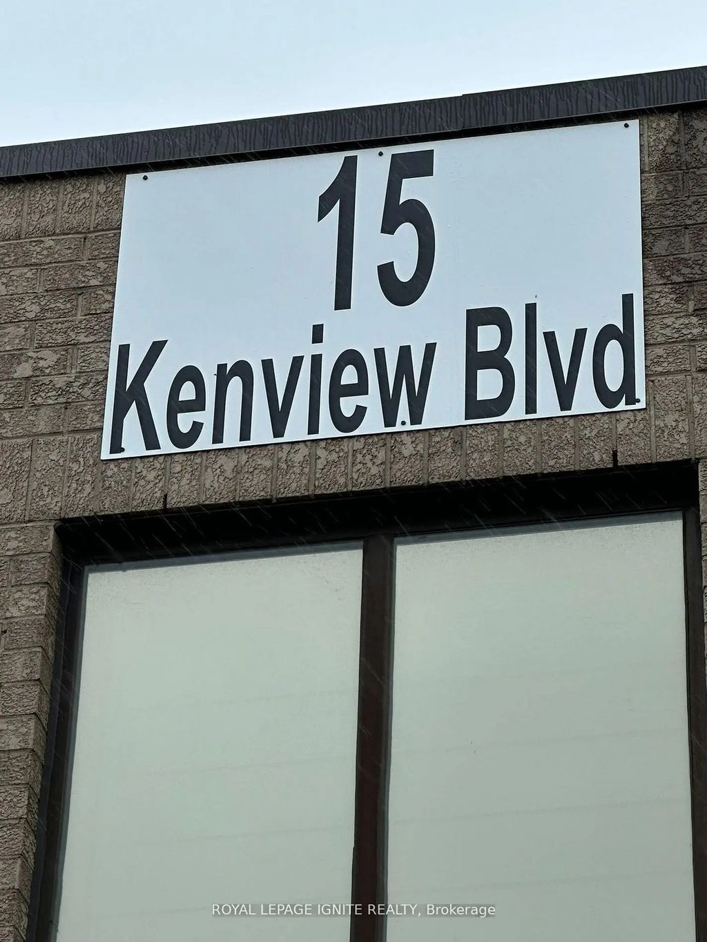15 Kenview Boulevard 2b, Brampton