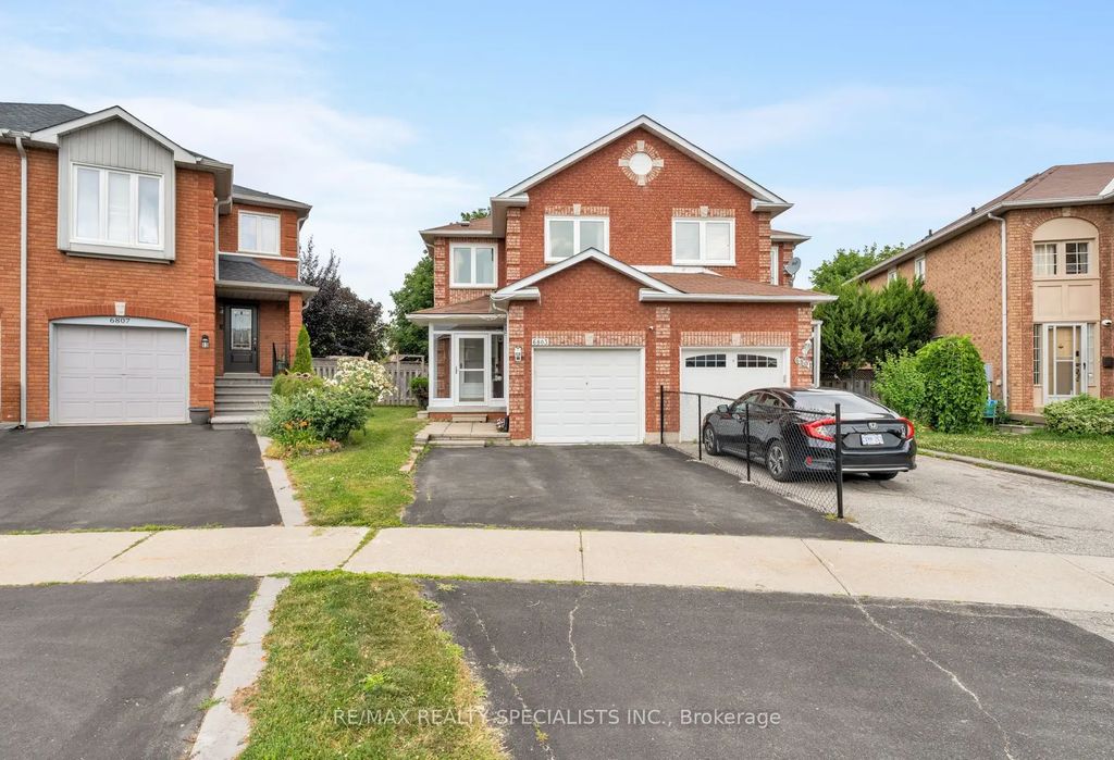 6803 Bansbridge Crescent, Mississauga