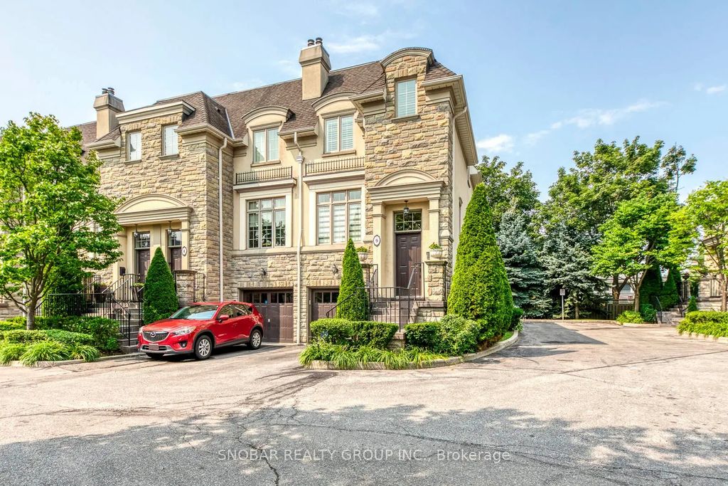 208 La Rose Avenue 9, Toronto W09