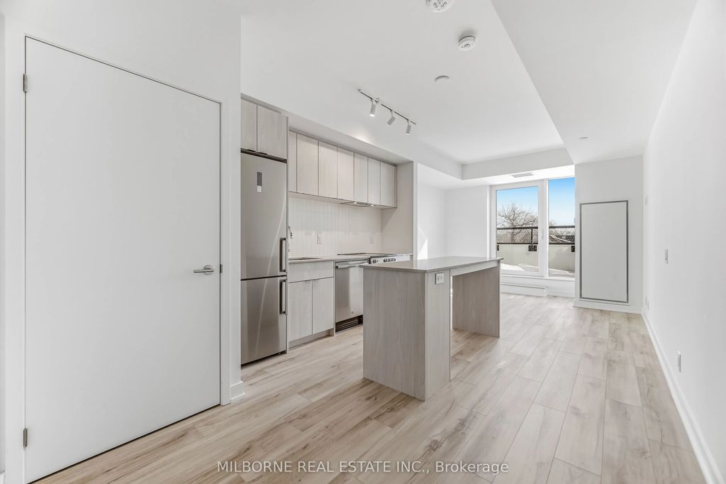 1660 Bloor Street W 510, Toronto W02