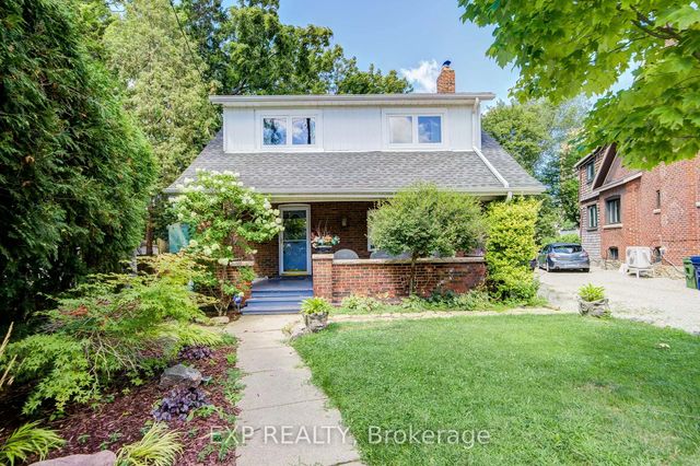 10 King Street Crescent, Toronto W04