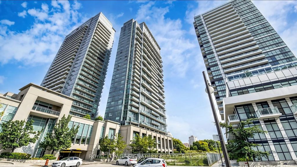 165 Legion Road 2524, Toronto W06