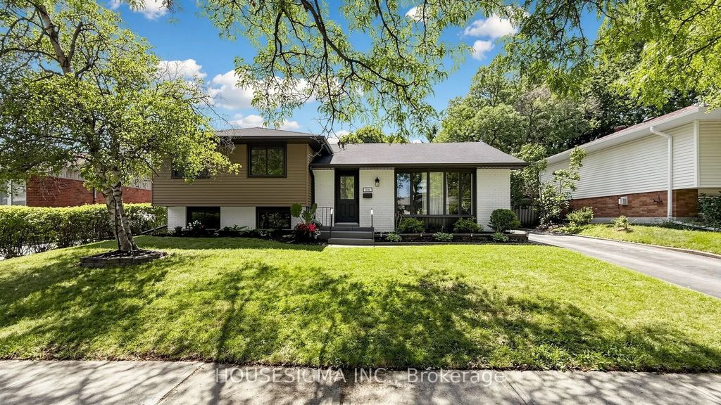 1486 Barker Avenue, Burlington